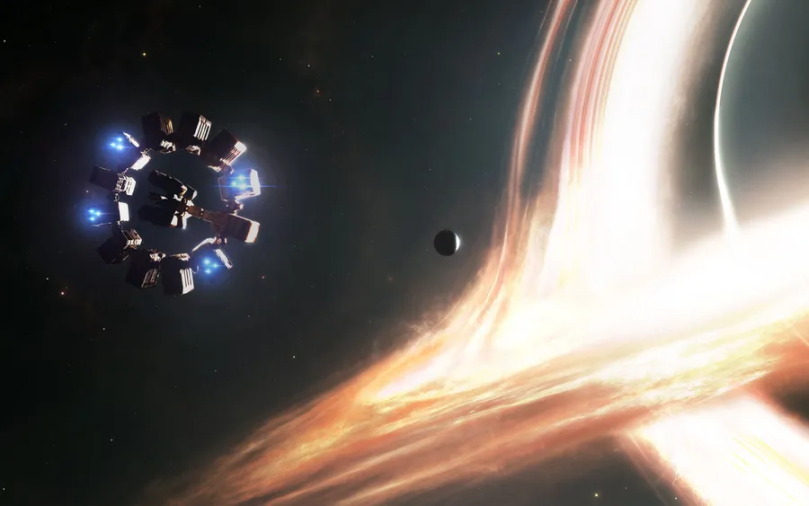 Interstellar Endurance spacecraft black hole accretion disk CGI